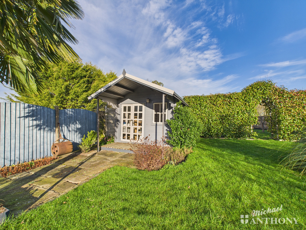 CAM03218G0-PR0867-ST