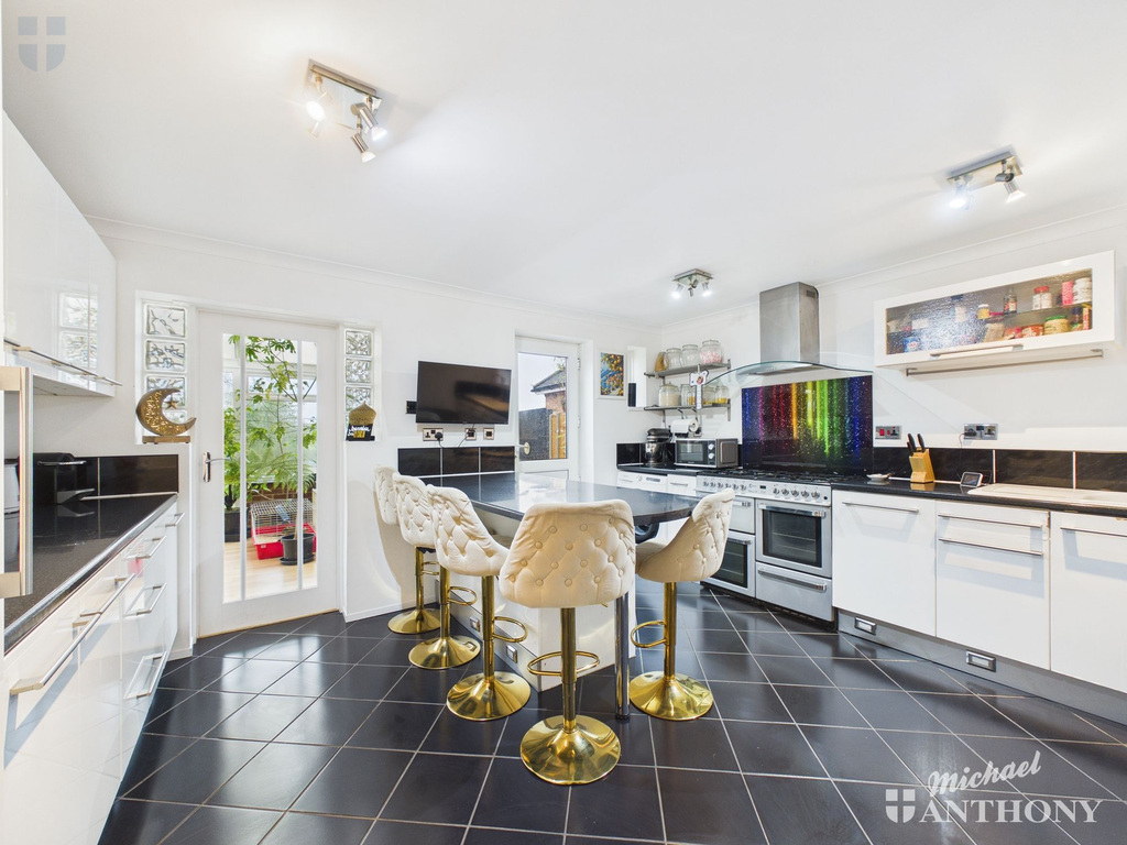 c8e9b24da3f244acad57