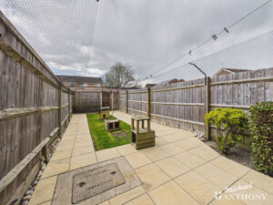 Rothschild Avenue, Aston Clinton