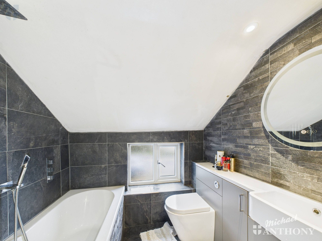 de79f446e1964abd9c1d