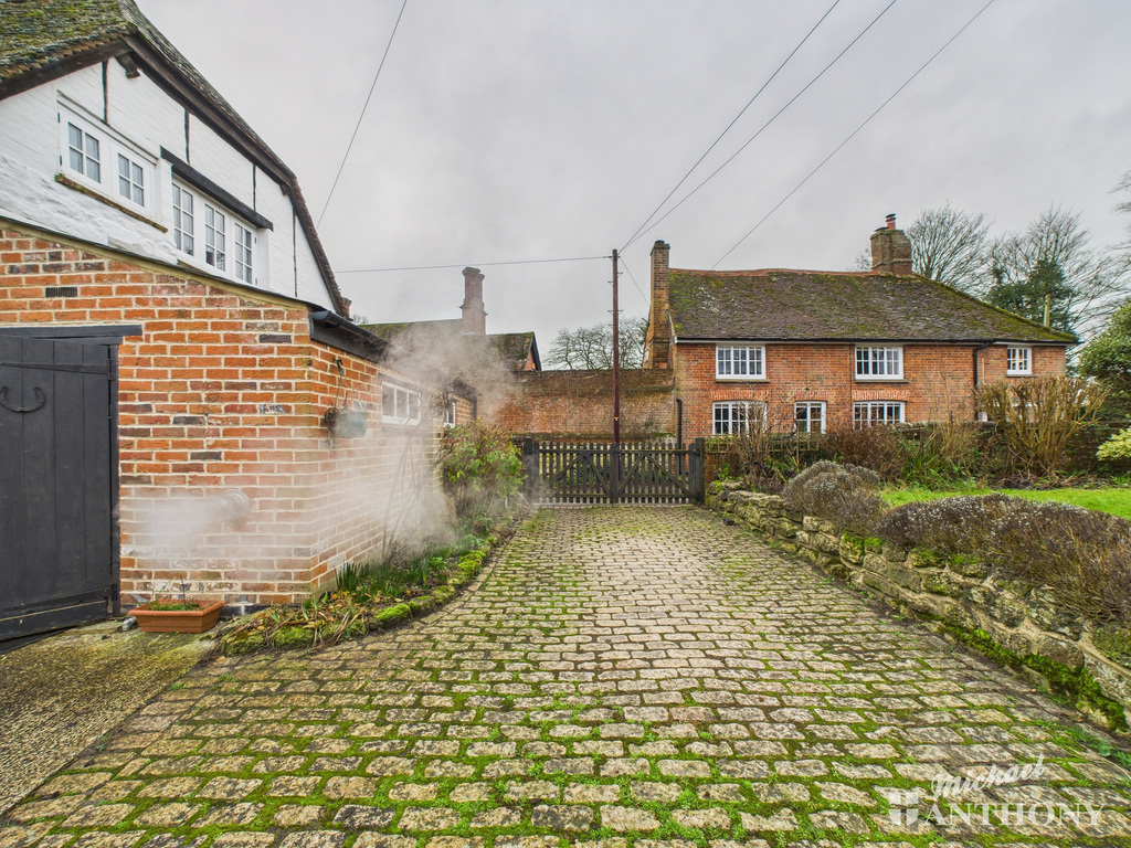 CAM03218G0-PR0891-ST