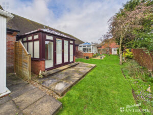William Hill Drive, Bierton