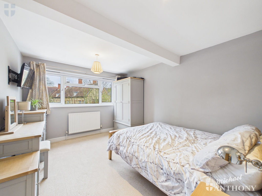 CAM03218G0-PR0953-ST