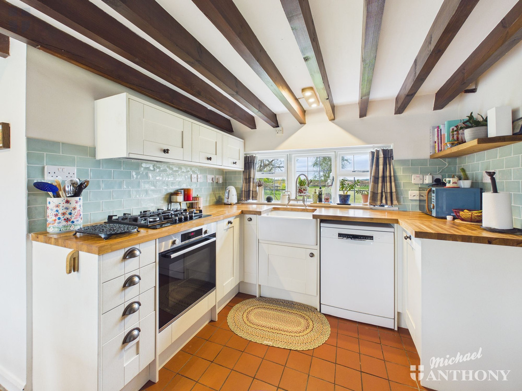 CAM03852G0-PR0611-ST