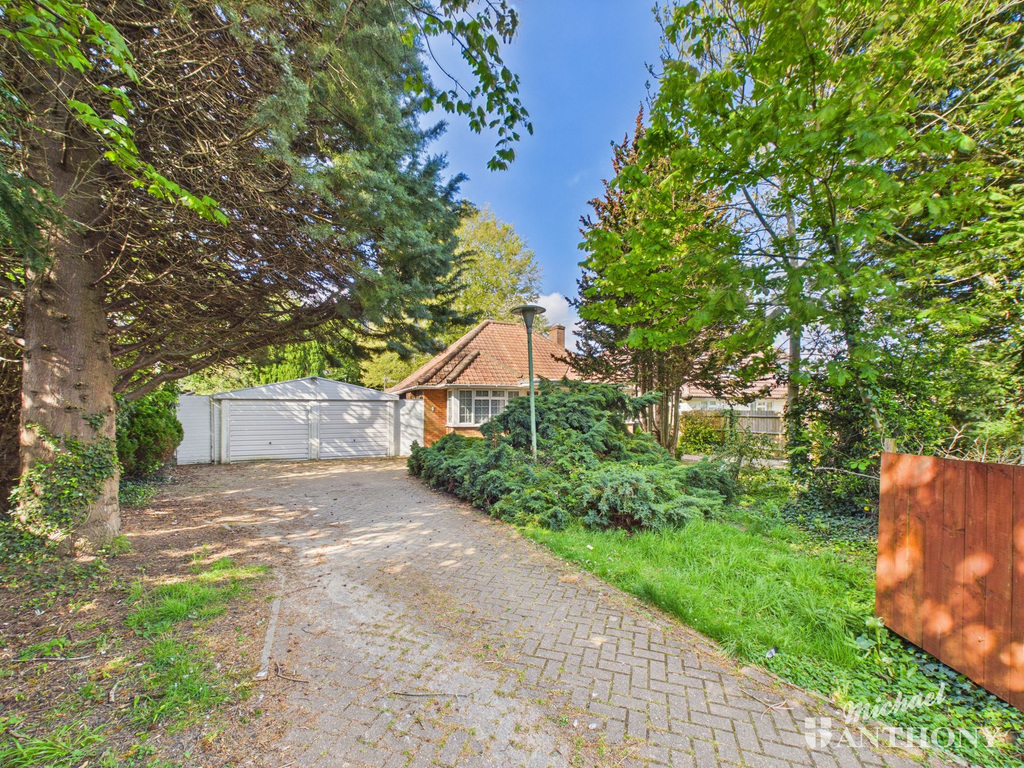 CAM03218G0-PR0991-ST