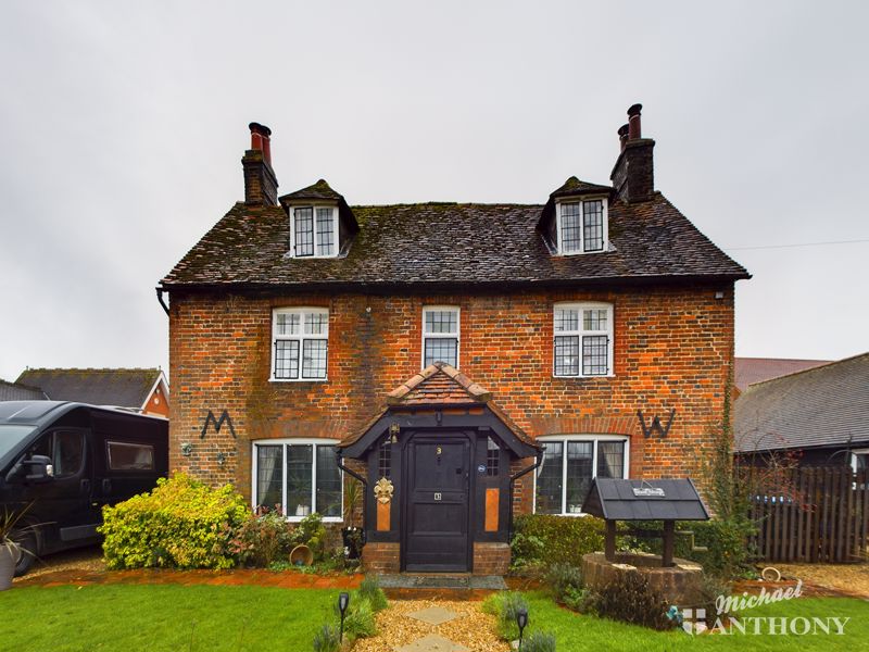 Houses And Properties For Sale In Aylesbury Michael Anthony Estate Agents