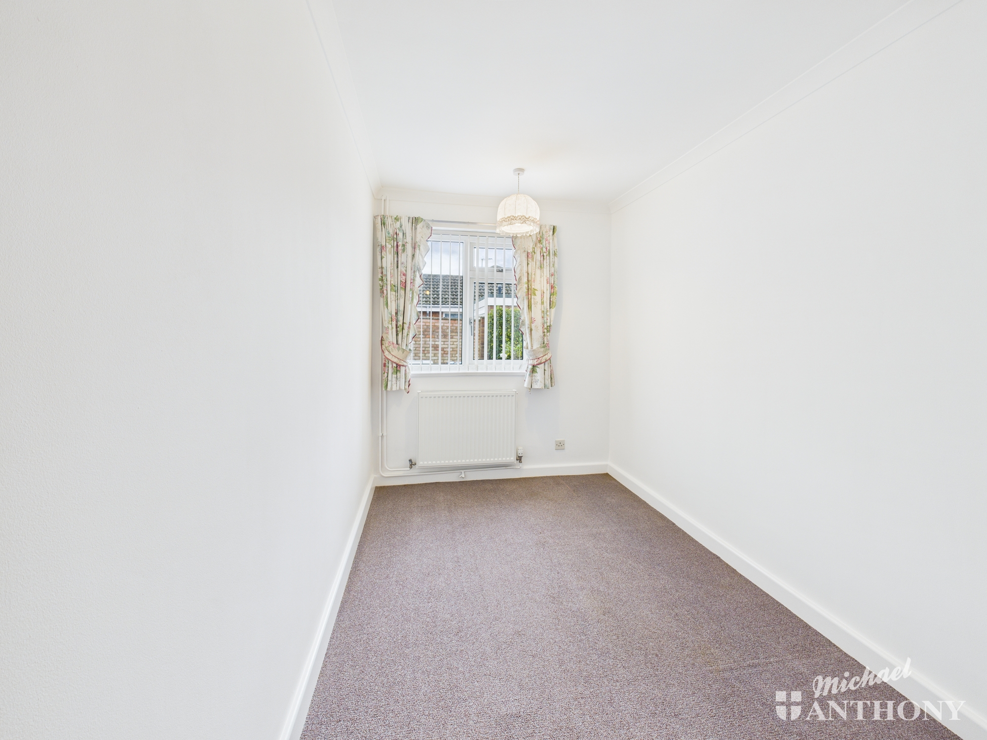 CAM03852G0-PR0457-ST