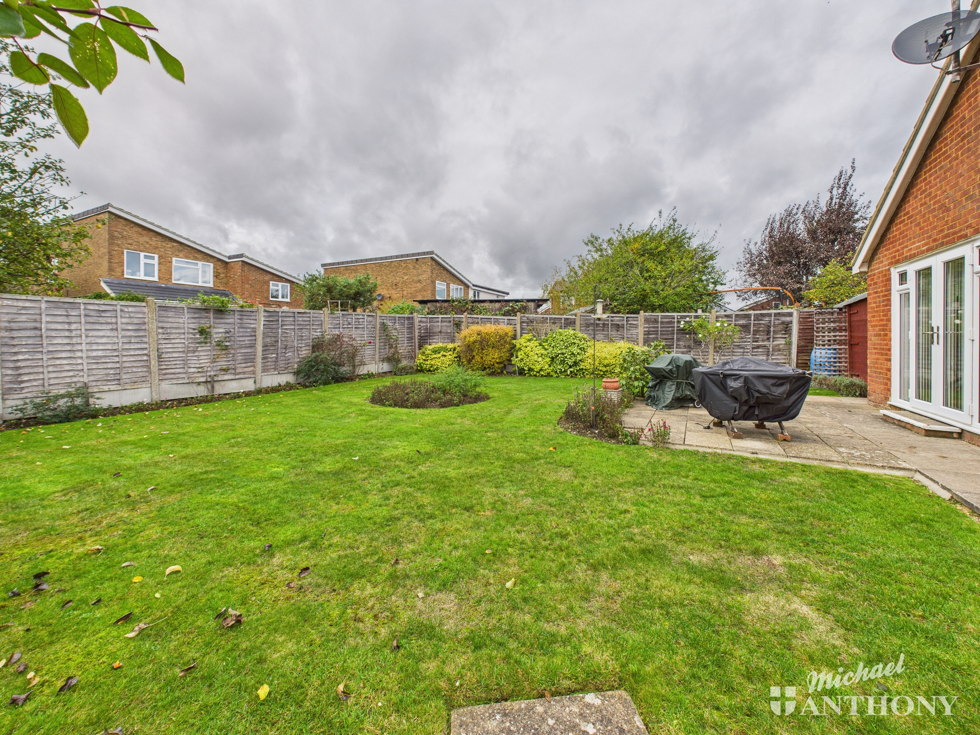 CAM03852G0-PR0457-ST