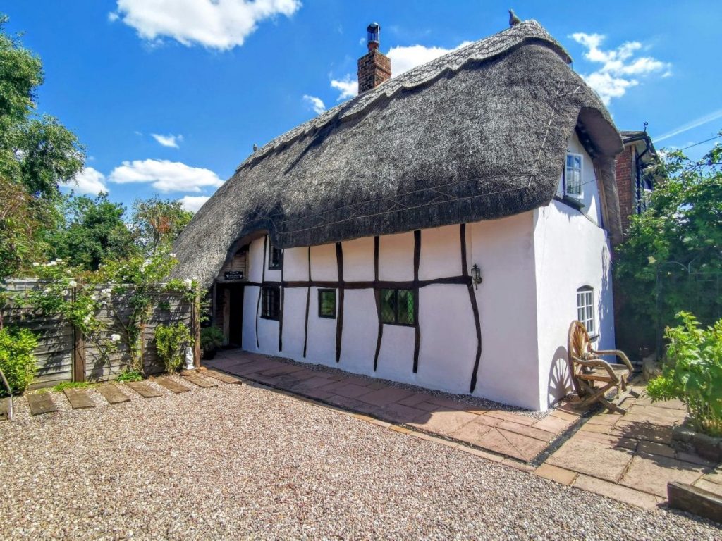 Henry VIII & Anne Boleyn Cottage in Buckinghamshire