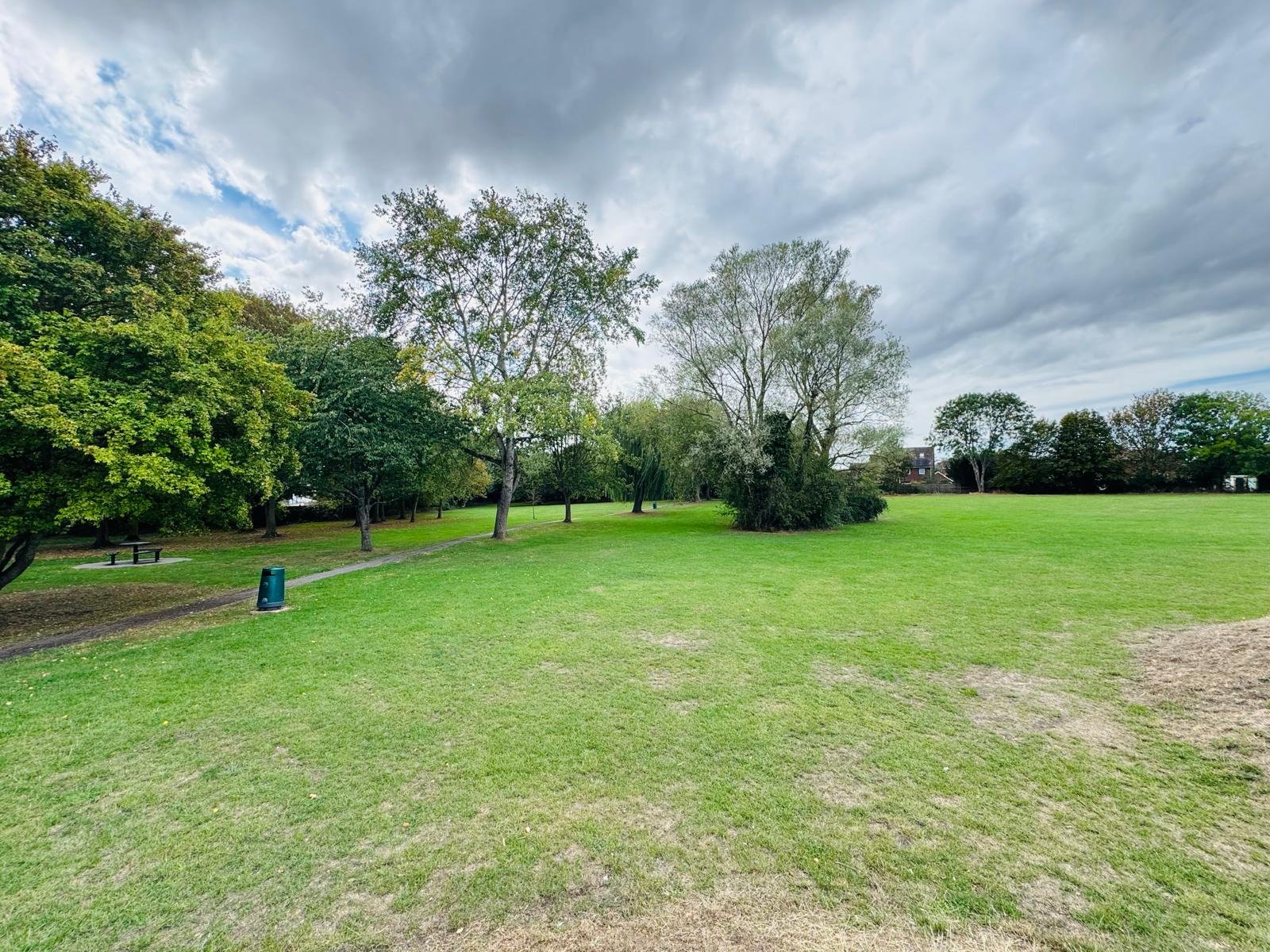 /content/uploads/eaton-bray-recreation-ground.jpg